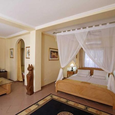 Sun Apartelle Panglao Luaran gambar