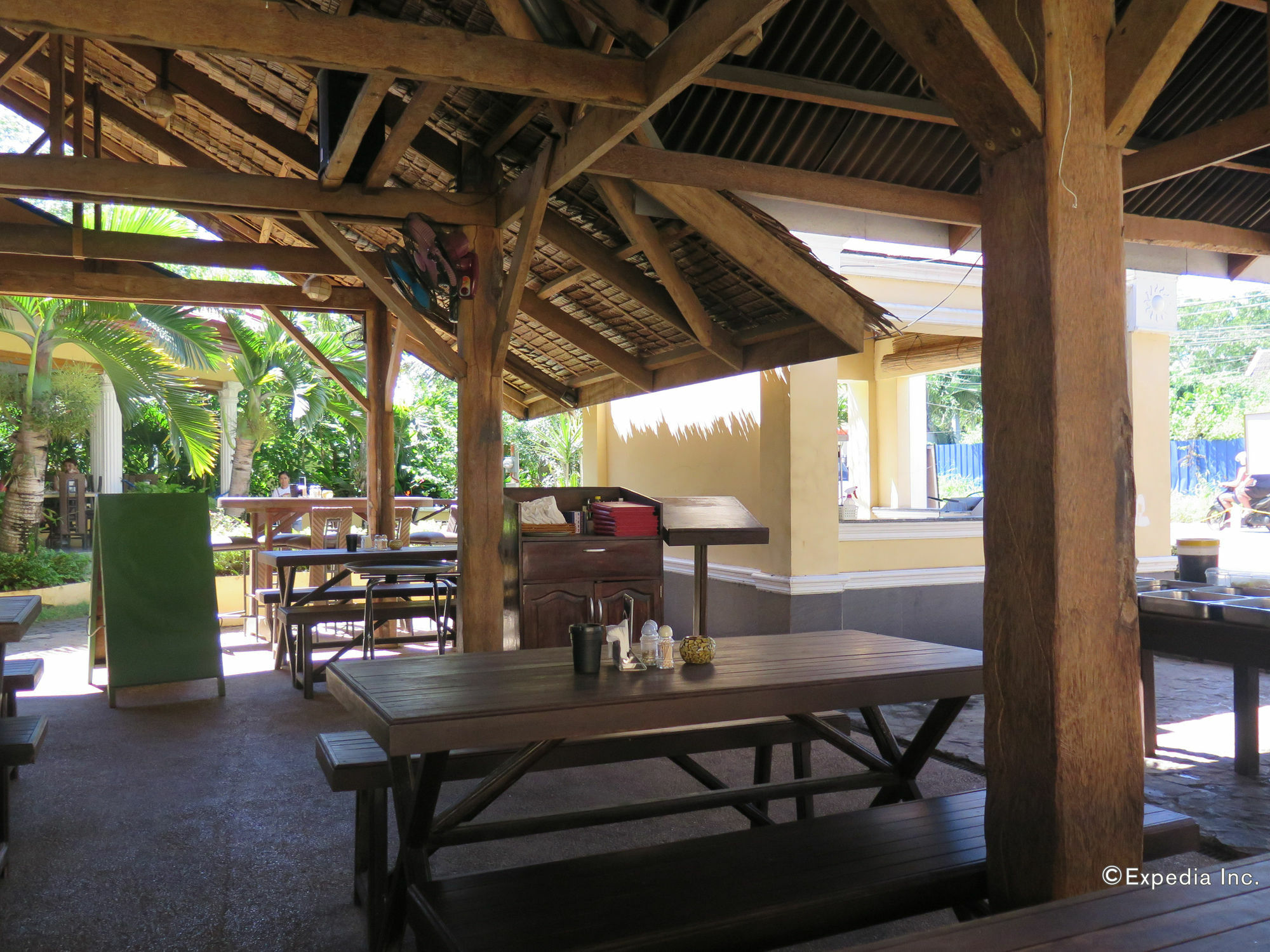 Sun Apartelle Panglao Luaran gambar